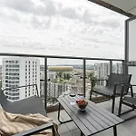 Διαμέρισμα Panorama Baltica 1 - Stylish 15th Floor With Rooftop Terrace Near The Sea And Polsat Arena Stadion Stadium Free Parking Letnica